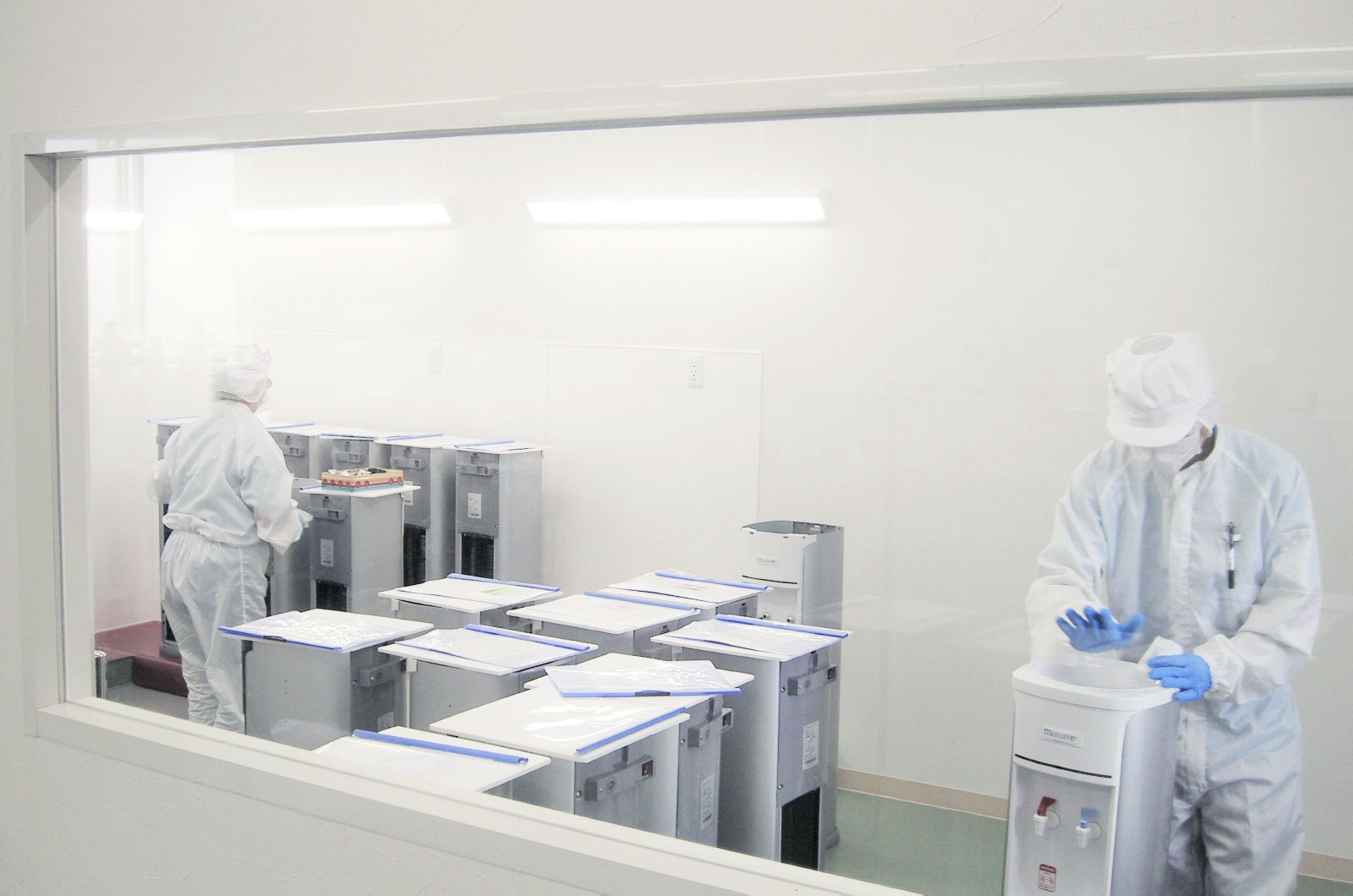 メンテナンスフリーのウォーターサーバーがおすすめできない理由は、定期メンテナンスが必要なため