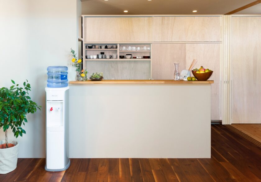 ウォーターサーバーのサイズ比較！置き場所別おすすめのウォーターサーバーも紹介