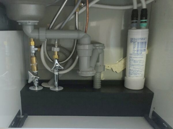 カルキ抜きの方法はろ過フィルターを使う